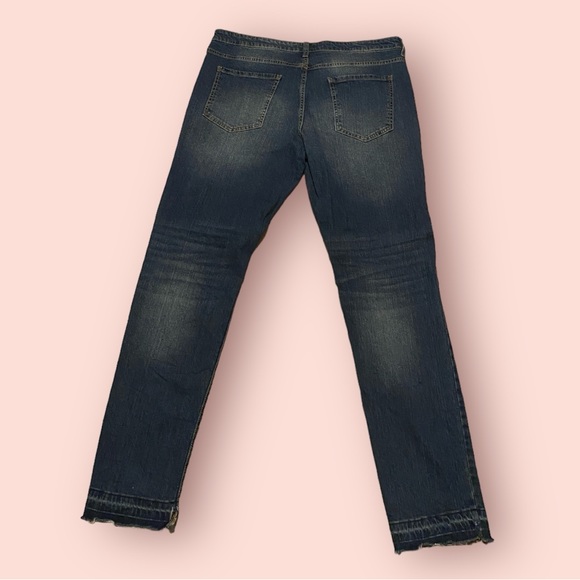 Fashion Nova Jeans - Picture 2 of 5